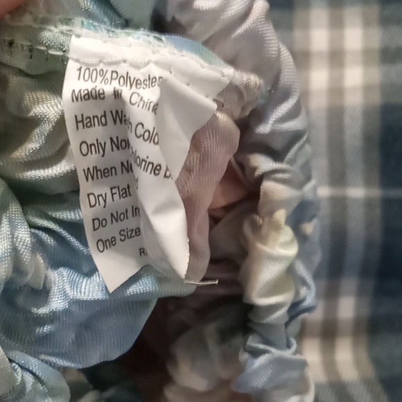 Multicolor Textured Women's Crop Top - Picture 5 of 5